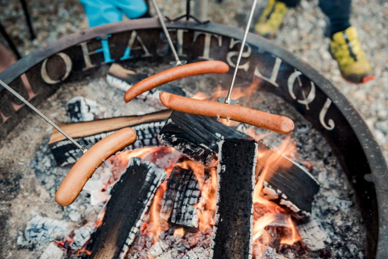 Jolstraholmen Camping Og Hytter Vassenden Zewnętrze zdjęcie